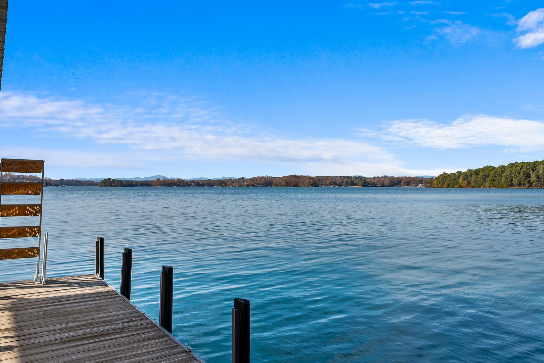 Sunset Ridge on Lake Keowee!4