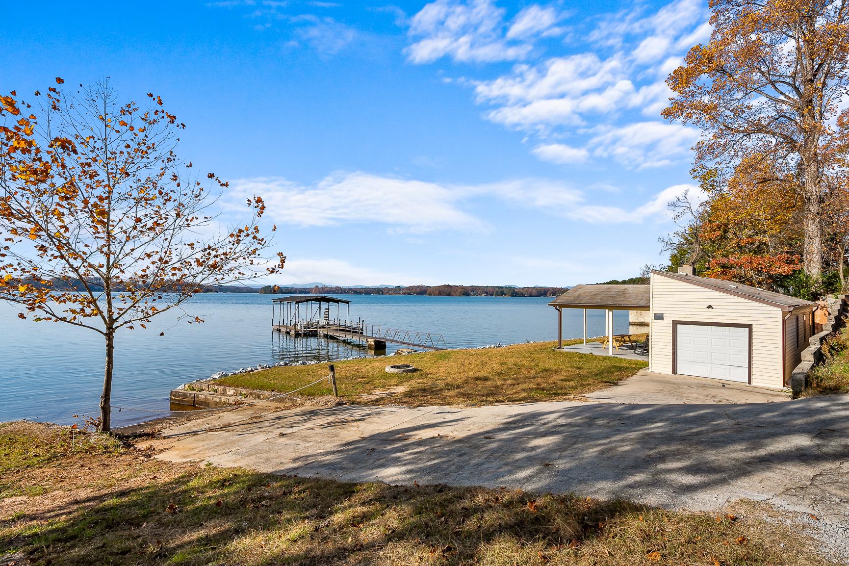 Sunset Ridge on Lake Keowee!2