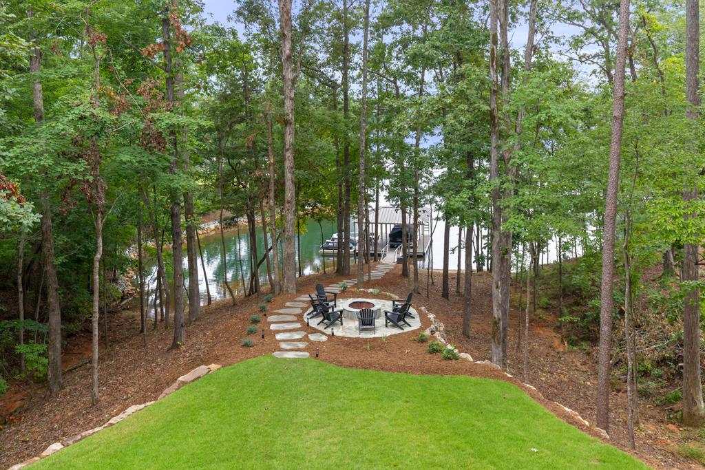 Keowee Cove Retreat on Lake Keowee!2