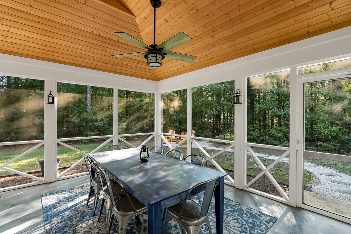 The Cottage at Brookbend2