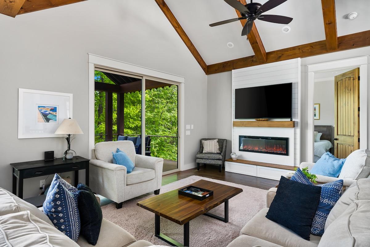 Hideaway Cove on Lake Keowee3