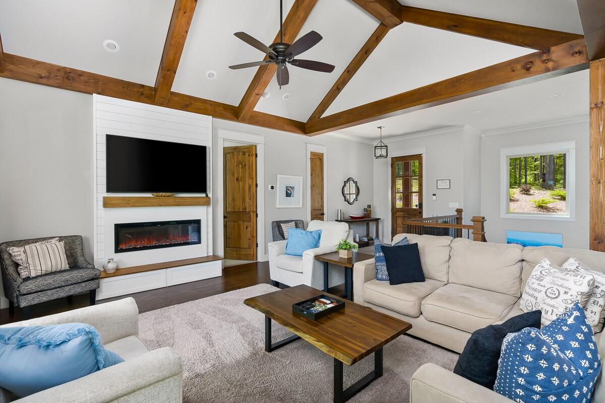 Hideaway Cove on Lake Keowee5