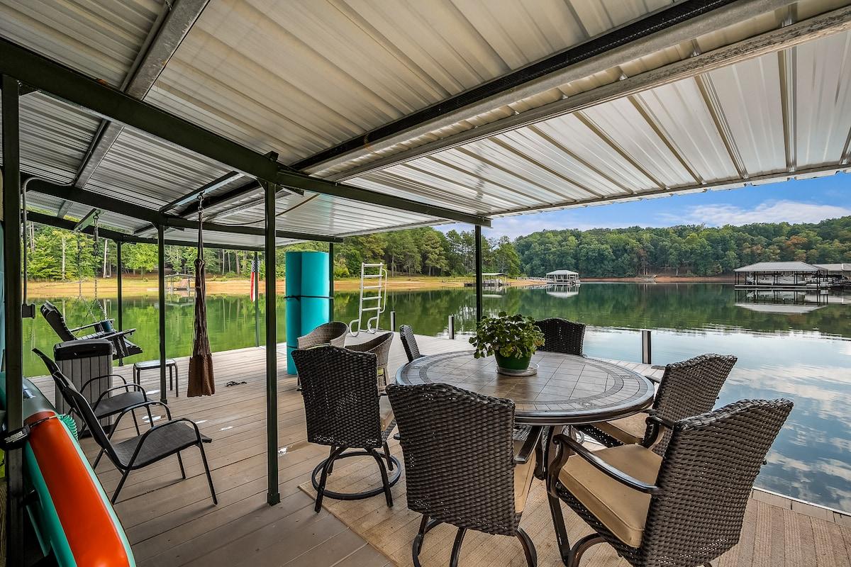 Valley Echoes on Lake Hartwell!